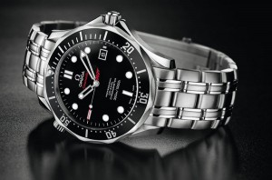 www.watchtime.com | watches in movies  | The Watches of James Bond | James Bond Seamaster Collectors Piece 2008 300x198