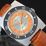 Sicura Safari watch with fold-out Victorinox knife