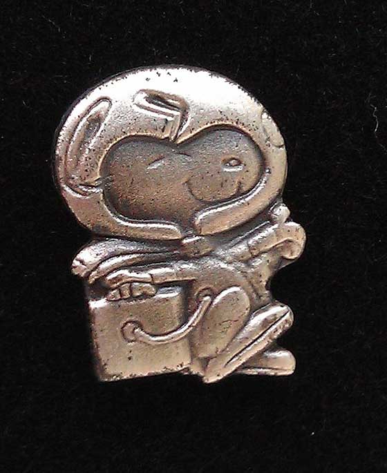 Silver Snoopy Award - pin