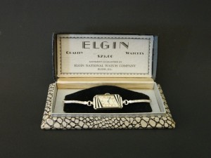 Elgin Watch Co 25 dollar watch package Coll White Rock (4)
