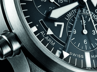 Function Junction: Reviewing the Fortis F-43 Pilot | WatchTime - USA's ...