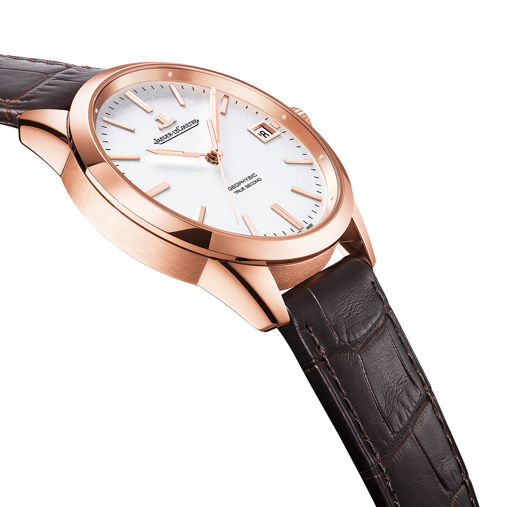 Wait a Second: A Closer Look at the Jaeger-LeCoultre Geophysic True ...