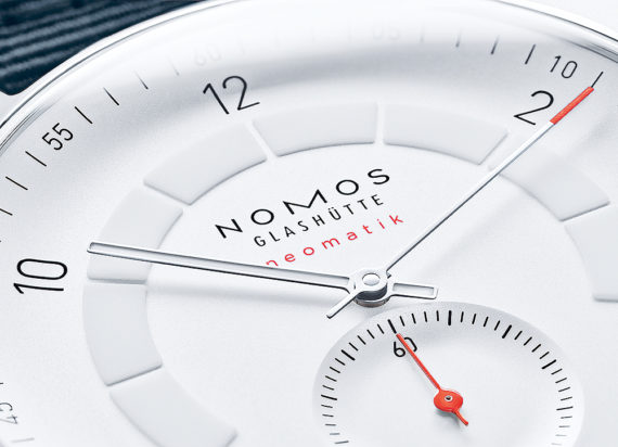 The styling of the Autobahn Neomatik is distinctive, thoroughly well conceived, highly functional and in harmony with Nomos’s design code.