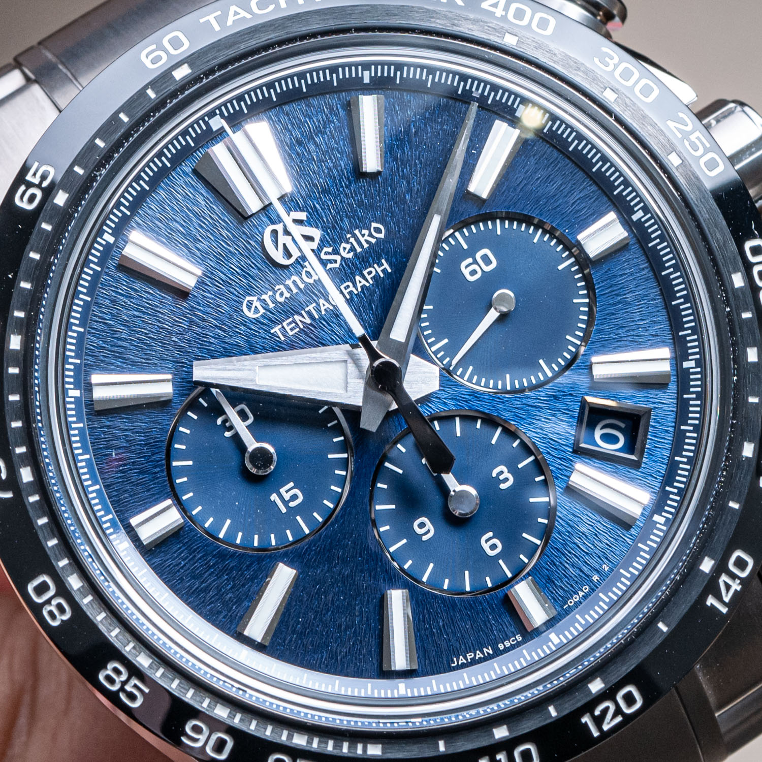 Hands-On Debut: Grand Seiko Unveils the Tentagraph, Its First Mechanical  Chronograph | WatchTime - USA's  Watch Magazine